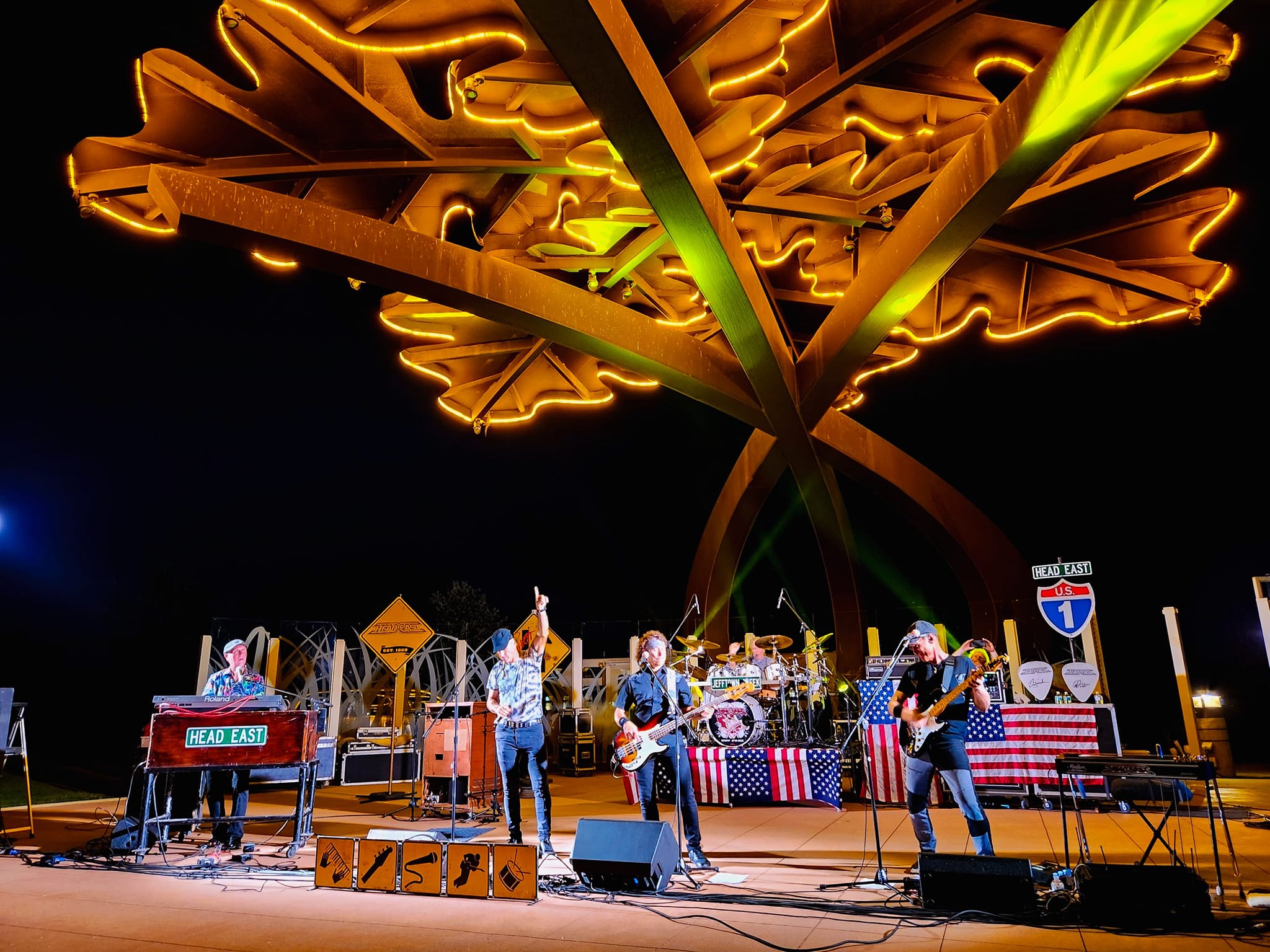 Head Easgt - Klopfenstein Amphitheater
Marion, IA - Photo by John Montoya