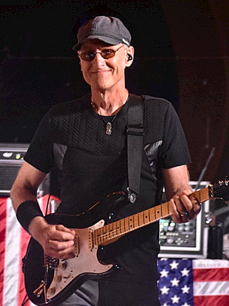 Mark Murtha - Klopfenstein Amphitheater
Marion, IA - Photo by Jody Andresen