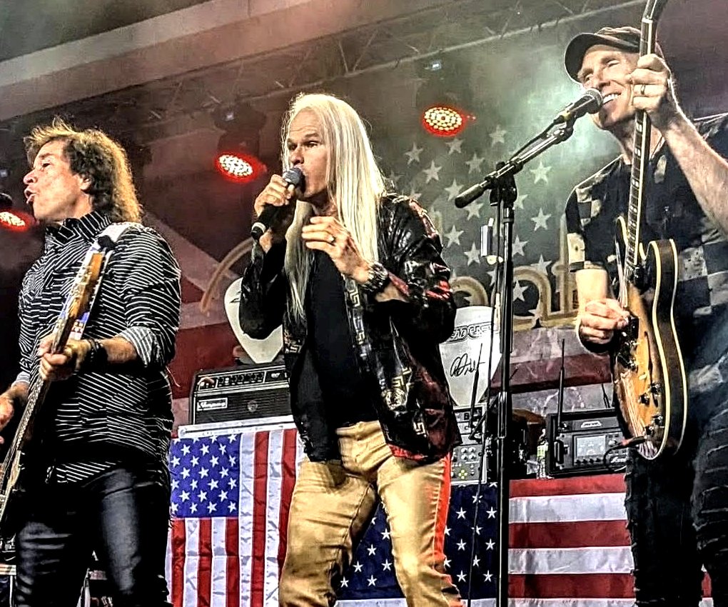 Greg Manahan, Darren Walker, and Mark Murtha performing live at the Rhythm City Casino Resort in Davenport, IA - photo by Jody Andresen