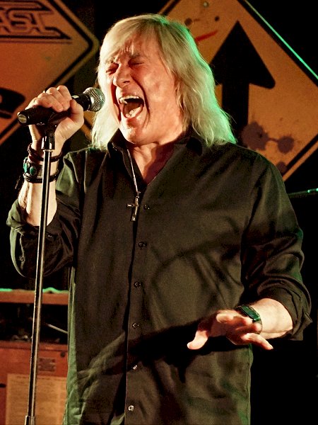 John Schlitt - Wildwood Springs Lodge
Steelville, MO - Photo by Tom Cullen