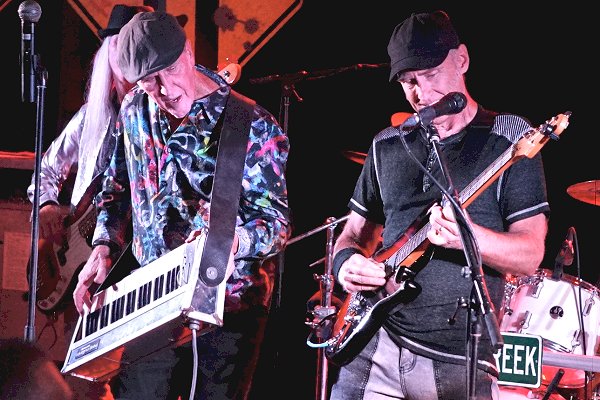 Roger Boyd and Marc Murtha - Wildwood Springs Lodge
Steelville, MO - Photo by Tom Cullen